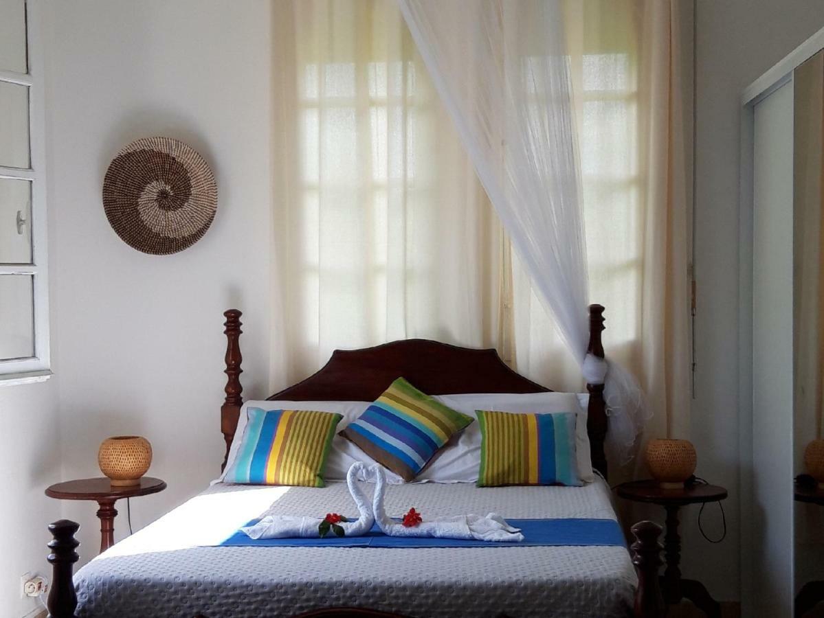 Ferienwohnung Ti Cajou Baie-Mahault Exterior foto
